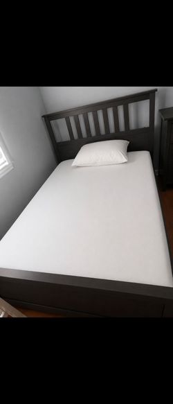 Ikea queen bed frame and mattress