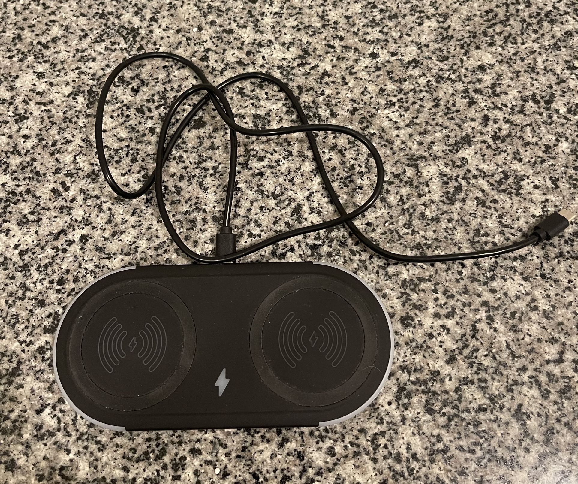 Used Besky Dual Wireless Charger