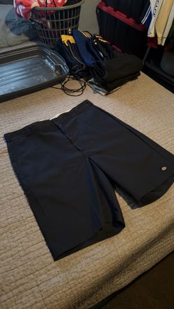 Dickie Loose Fit Shorts