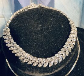 Vintage Wreath Style Diamond And 925 Silver Iine Bracelet 