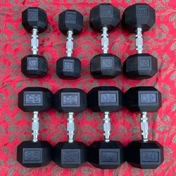 SET OF RUBBER HEX DUMBBELLS (PAIRS OF)  :  20s  30s  35s  40s = $350
 ••••   5s  10s 15s 25s  45s 50s   Are Also Available 