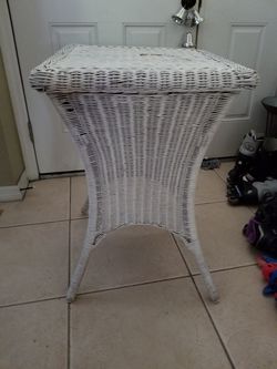 White teal Wicker table