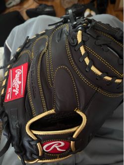 Rawlings Catcher’s Mitt 33’’ Black/Gold – Excellent Condition