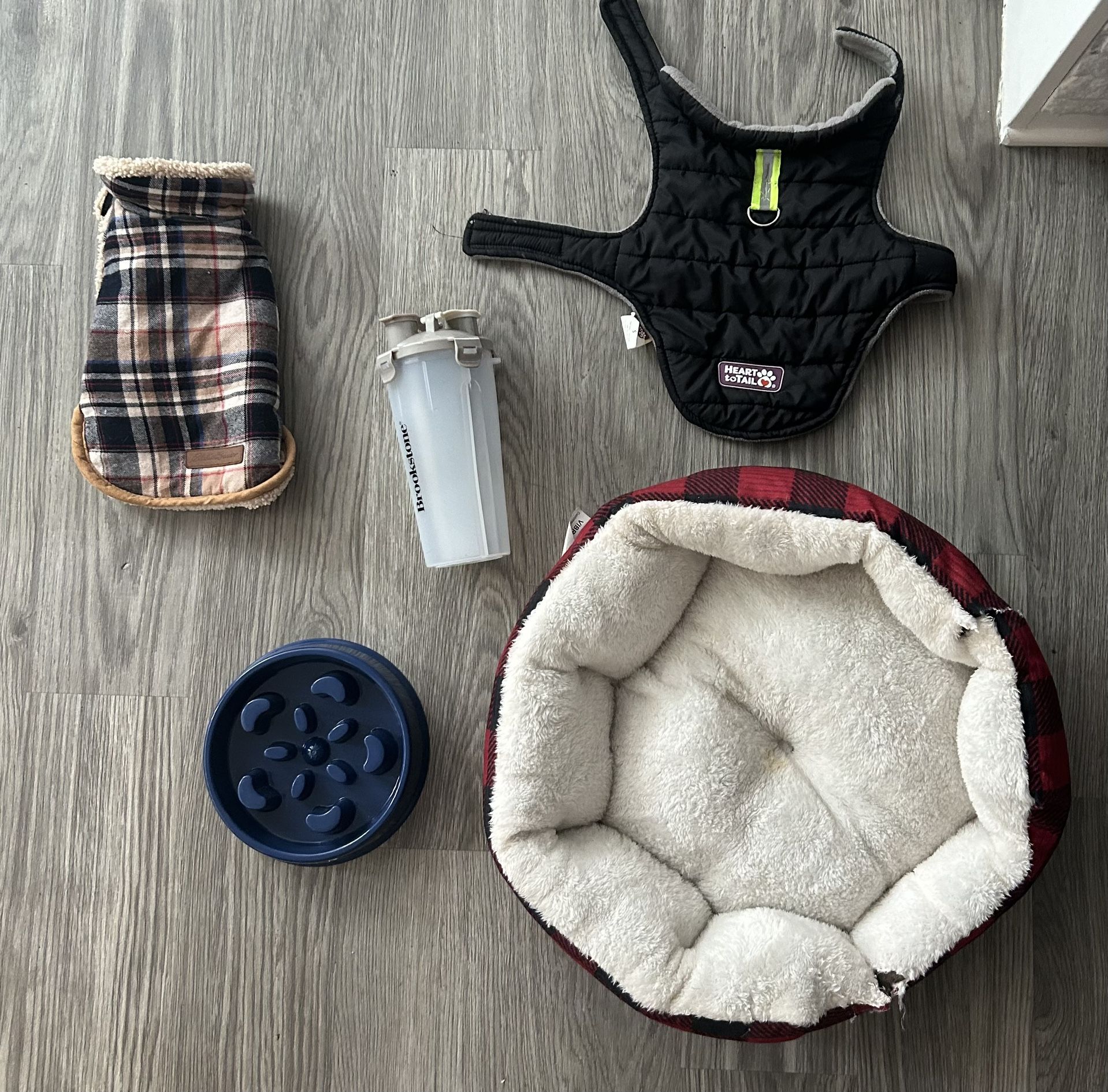 Free Small Dog Supplies