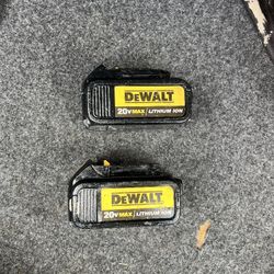 Dewalt 20v Baterias $80 Por Las Dos Firme Precio 