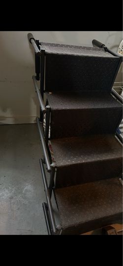 Dog stairs