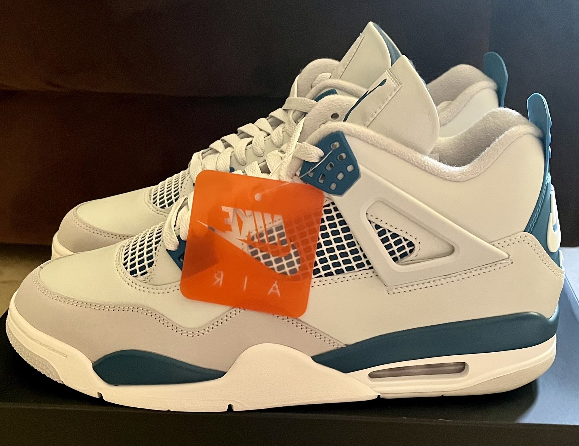 Jordan 4 Retro Military Blue Men’s Size 12 New DS