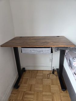 Fezibo Standing desk(40 x 24 inches) with drawer