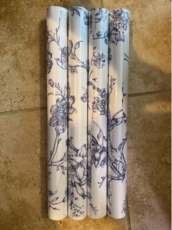 4 vinyl rolls Safiyya wallpaper peel and stick sealed