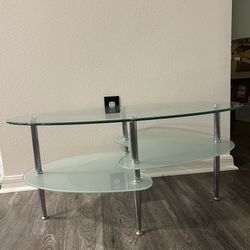 Elegant Glass Artsy Coffee Table 
