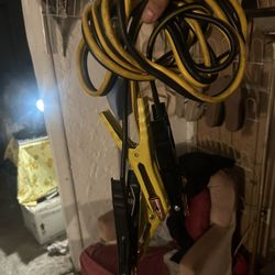 Jumper cables 