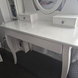 Vanity