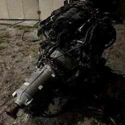 Dodge Charger 2015 Complete 5.7 Hemi Engine 8 speed Transmission Drive Shaft  128k Miles  Make Offer 