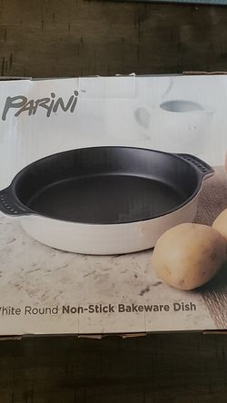 Bakeware dish 8 × 8 inches