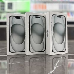 iPhone 15 Brand New Sealed ((Take It Home In Payments/ llévatelo a casa en pagos) 