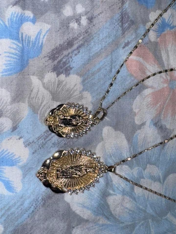 NEW ITEM!!NECKLACE & CHARM!! $7