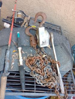 $25 VINTAGE WORKING ".5 TON COME ALONG", HALF TON Weight Limit. Made In Plymouth Meeting Pennsylvania