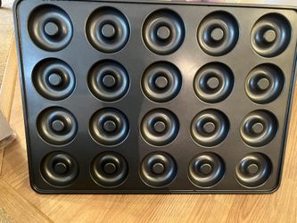 20 Count Wilton Donut Pan