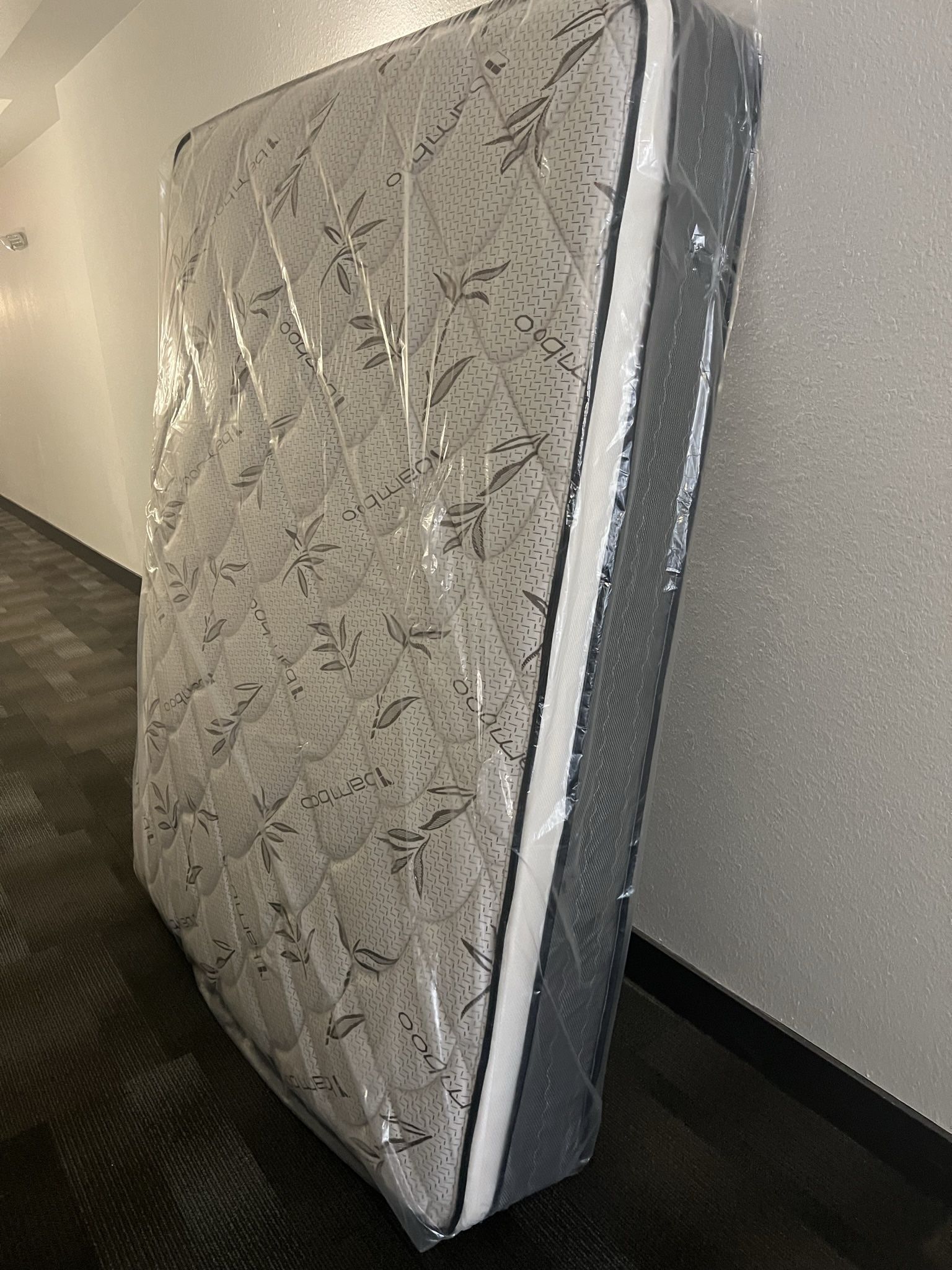 Mattresses: twin full  queen regular  Colchon Nuevo Colchones plush or pillow top available cama bed mattress