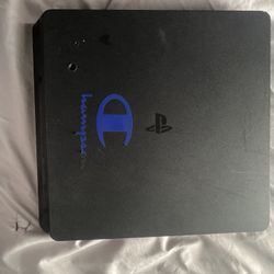 PS4
