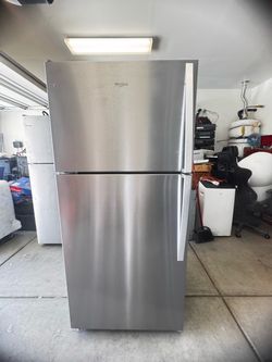 Whirlpool Refrigerator for Sale – Great Condition