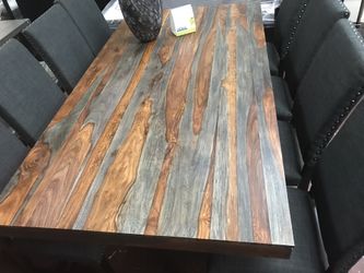 Rustic style Dining Room set::: 0% interest financing (OAC). Ask for details.