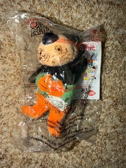 2000 HANNAH BARBARA PLUSH DAIRY QUEEN KIDS MEAL TOY Sealed - AUGIE DOGGIE
