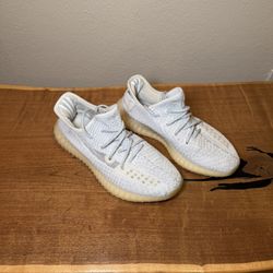 Yeezy Boost Men’s Size 8