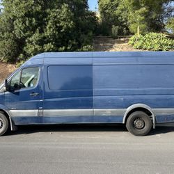 2012 Mercedes Benz sprinter 2500