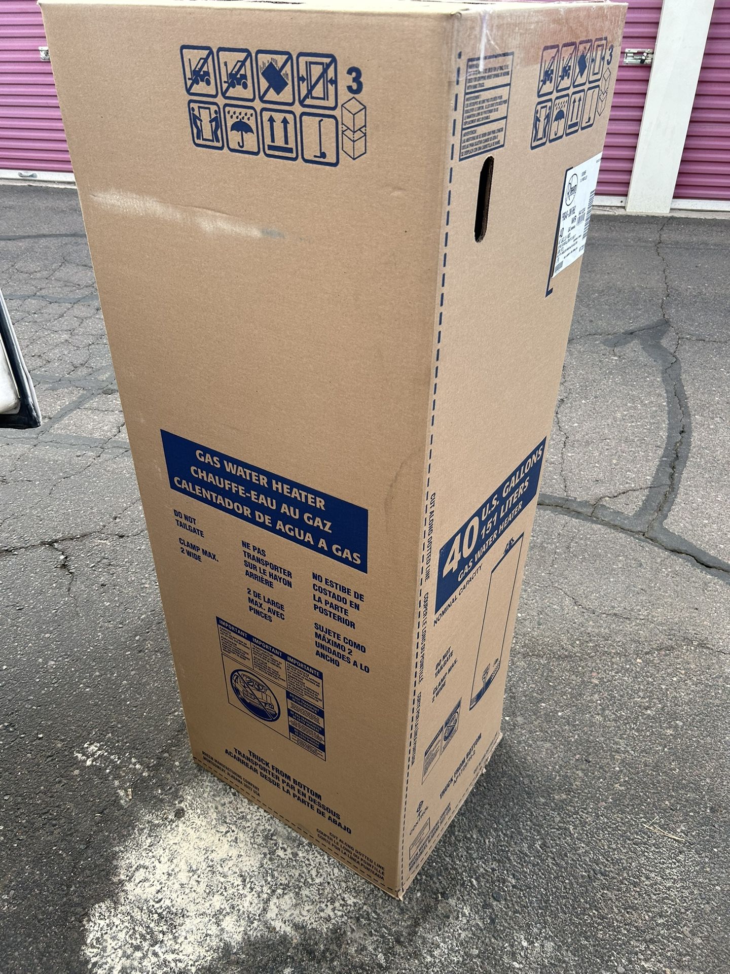 40 Gallon Gas Water heater Brand New I’m The Box Installation Sold