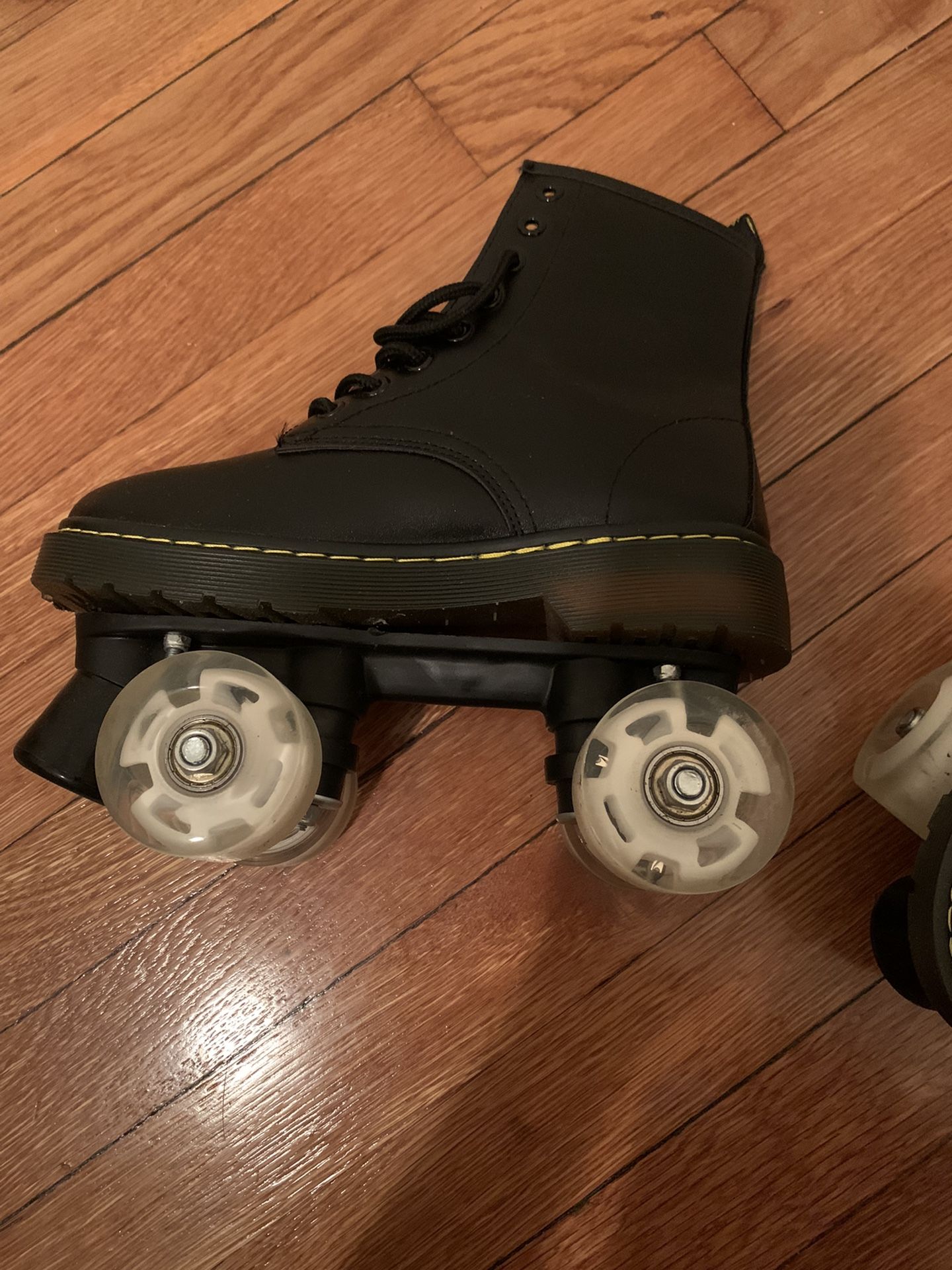 Combat Boot Roller Skates/ Light up Skates SIZE 7