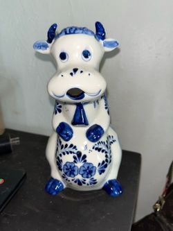 VTG Delft Cow Creamer