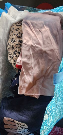 Mixed Clothing Bundle Lot
