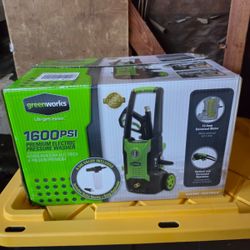 Greenworks 1600 PSI  Electric Pressure Washer NEW!