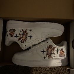 Custom Airforce 1s size 7 woman
