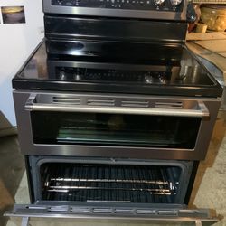 Kitchen aid Double Oven Electric Range