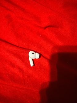 2nd gen left AirPod pro
