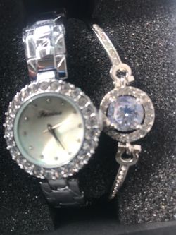 Women Watch and bracelet Brand New Never Open