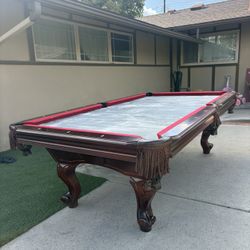 Pool Table 8ft ( Free Delivery & Set Up & New Color Felt Of Your Choice ) 