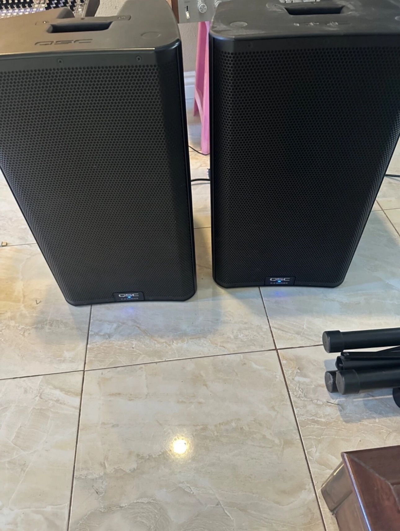 Qsc 10.2 2000 Watts (pair)