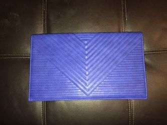 NEW! Clutch In Blue