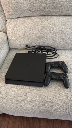 PS4 slim