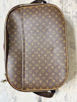 Louis Vuitton Monogram Canvas Shoulder luggage