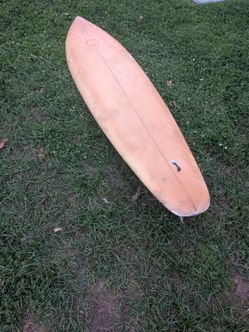 ⭐ $250 7'5 vintage really sick. Medium length, single fan, red, white and blue