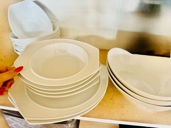 Dishes serving glassware