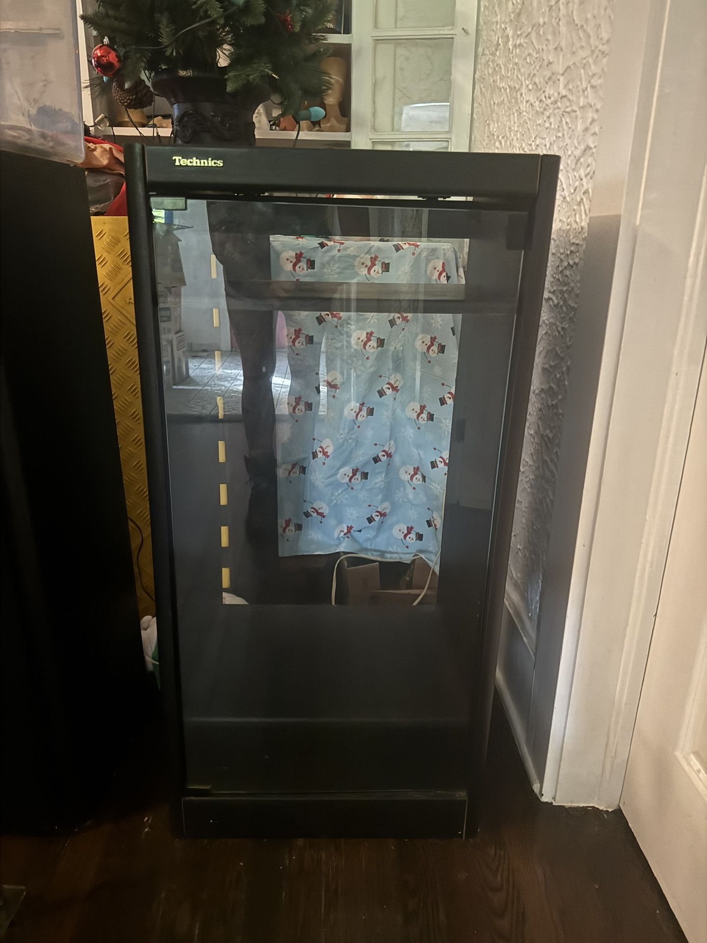 Free Techniques Cabinet, Magnet Needs Repair, And Top Needs Repair