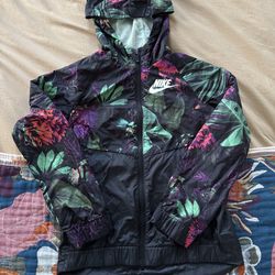 Youth Nike Windbreaker Size M