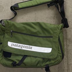 Patagonia Messenger Bag