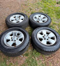 Toyota Wheels & Tires 🛞 265/65/R17