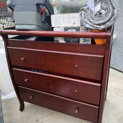 Wooden Changing Table For Infants